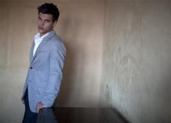 Taylor Lautner - best image in filmography.