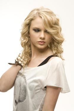 Taylor Swift - best image in filmography.
