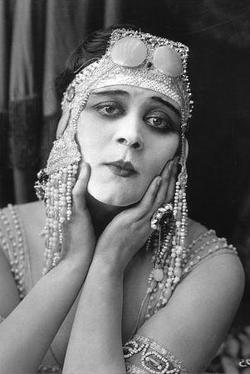 Theda Bara - best image in filmography.