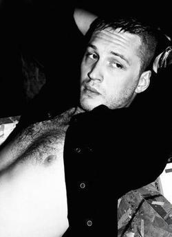 Tom Hardy - best image in filmography.