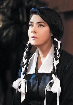 Victoria Ruffo - best image in filmography.