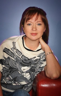Yuliya Svezhakova - best image in biography.