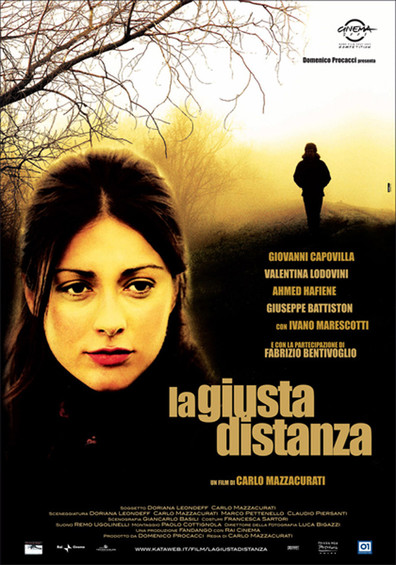 La giusta distanza is the best movie in Fadila Belkebla filmography.