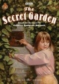 The Secret Garden is the best movie in John Woodnutt filmography.