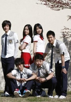 Dal-lyo-la! Go-deung-eo is the best movie in Ji-hyeon Min filmography.